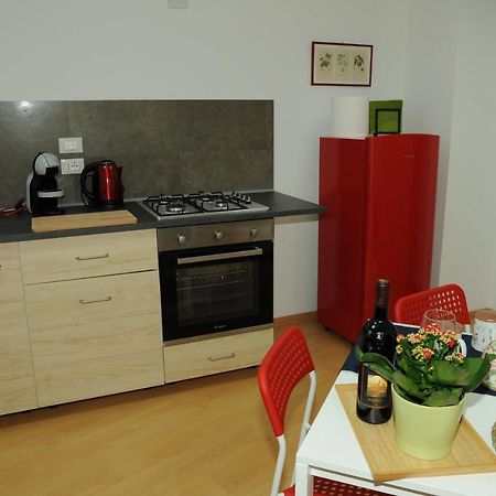 Ferienwohnung Al Piano Terra Poggio Picenze Exterior foto